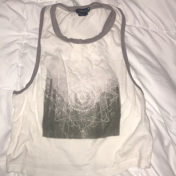 Forever 21 Tops - Cute graphic cropped tank Forever 21 Tops - Cute graphic cropped tank